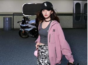 章若楠成为MLB潮流品牌代言人，共赴风格新程